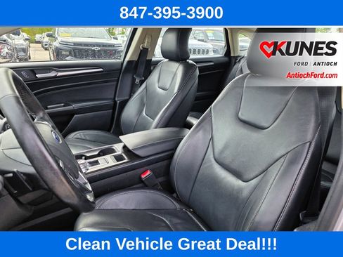 Used 2017 Ford Fusion Titanium FWD image 16