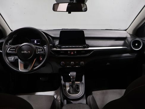Used 2024 Kia Forte LXS FWD image 14