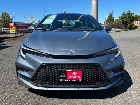 Certified 2024 Toyota Corolla XSE FWD image 2