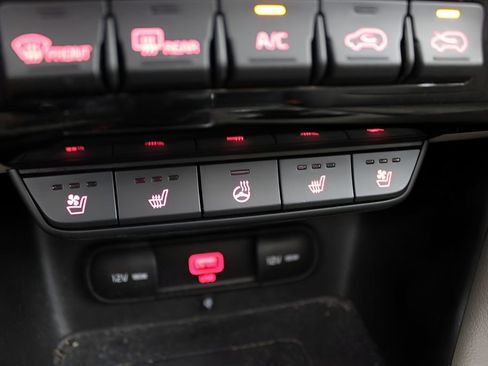 Used 2022 Kia Sportage EX w/ EX Technology Package image 33