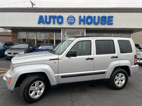 Used 2010 Jeep Liberty Sport w/ Popular Equipment Group image 1