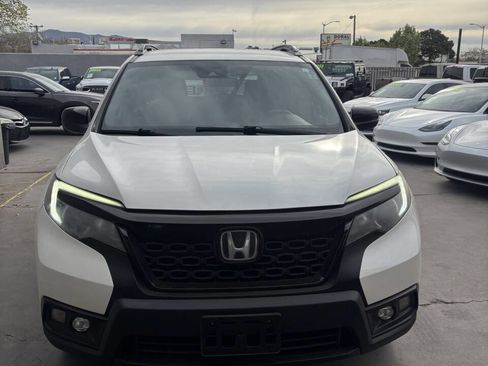 Used 2019 Honda Passport Sport image 3