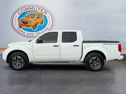 Used 2015 Nissan Frontier Desert Runner image 2