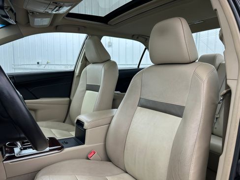 Used 2013 Toyota Camry XLE FWD image 24