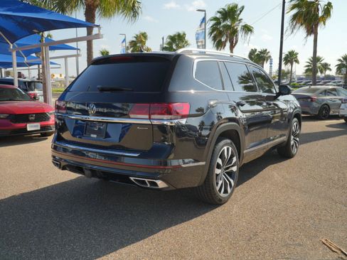 Used 2023 Volkswagen Atlas SEL Premium AWD/4WD image 11