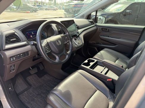 Used 2022 Honda Odyssey EX-L image 2