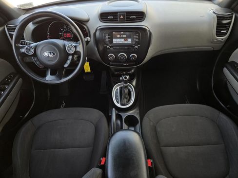 Used 2019 Kia Soul image 14