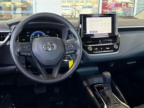 Used 2026 Toyota Corolla LE image 30