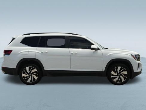 Used 2024 Volkswagen Atlas SE AWD/4WD image 10