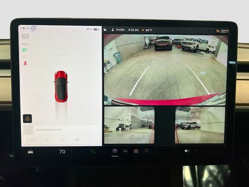 Used 2021 Tesla Model 3 Performance image 10