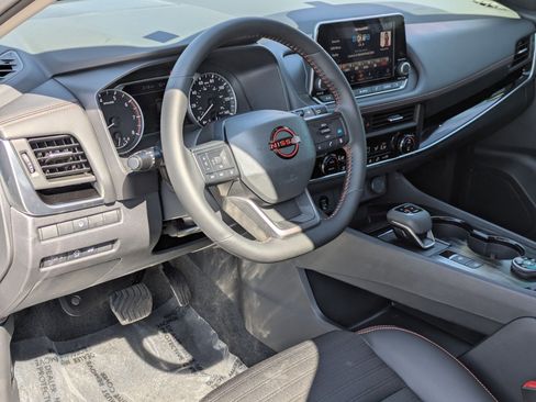 Certified 2026 Nissan Rogue SV image 17