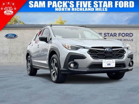 Used 2024 Subaru Crosstrek 2.0i Premium image 1