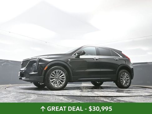 Used 2025 Cadillac XT4 Premium Luxury image 56