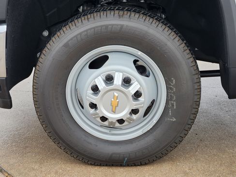 New 2026 Chevrolet Silverado 3500 W/T w/ WT Convenience Package image 7