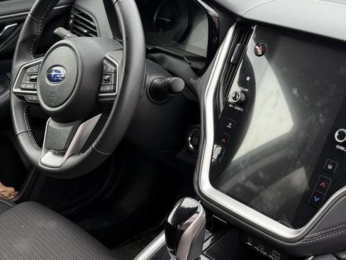 Used 2025 Subaru Outback Premium image 10