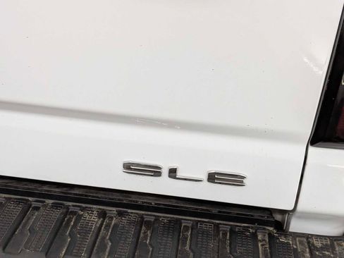 Used 2024 GMC Sierra 3500 SLE w/ SLE Value Package image 14