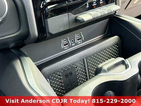 New 2026 RAM 1500 Big Horn AWD/4WD image 11