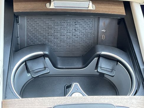 Certified 2024 Mercedes-Benz GLS 450 4MATIC image 35