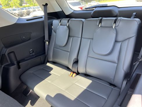 New 2026 Ford Explorer Active w/ Active Comfort Package AWD/4WD image 25