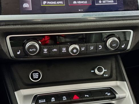 Used 2022 Audi Q3 2.0T Premium w/ Convenience Package image 18