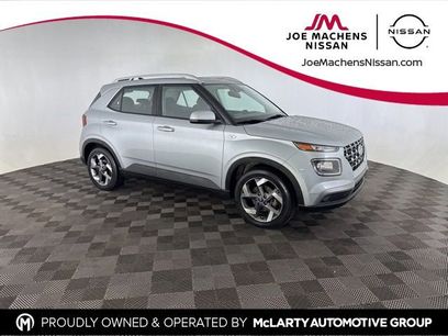 Used 2022 Hyundai Venue SEL