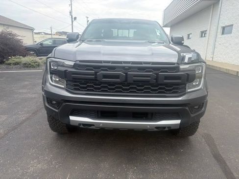 Certified 2025 Ford Ranger Raptor AWD/4WD image 3