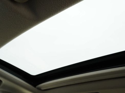 Used 2017 Honda Fit EX-L image 25