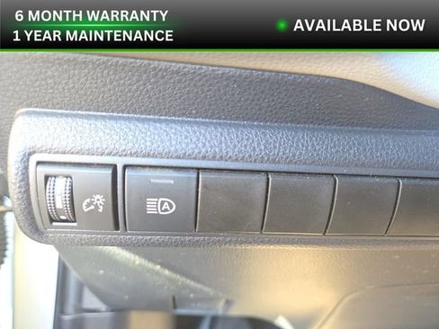 Used 2020 Toyota Corolla LE image 18