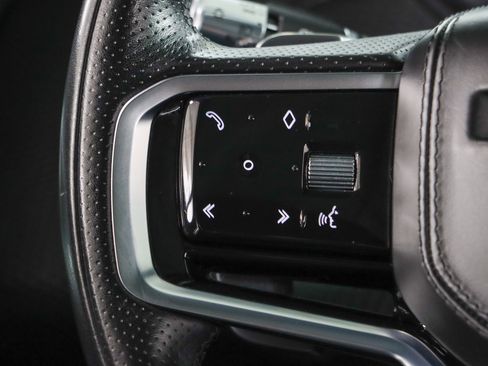 Used 2023 Land Rover Range Rover Velar R-Dynamic S image 13