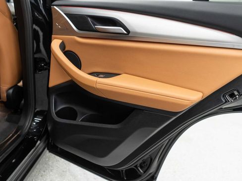 Used 2025 BMW X4 xDrive30i image 33