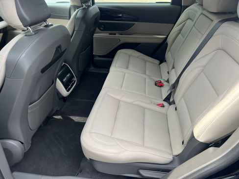 Used 2024 Lincoln Nautilus Premier w/ Equipment Group 102A image 22