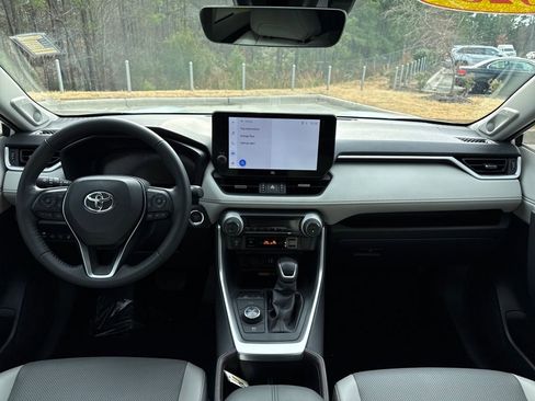 Used 2025 Toyota RAV4 Limited image 16