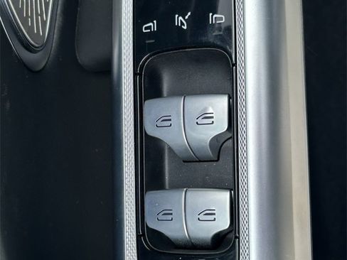 Used 2024 Mercedes-Benz E 350 4MATIC Sedan image 23