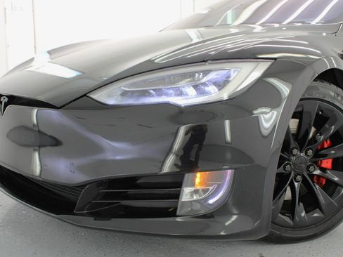 Used 2017 Tesla Model S 75D image 21