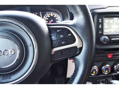 Used 2015 Jeep Renegade Latitude AWD/4WD image 20