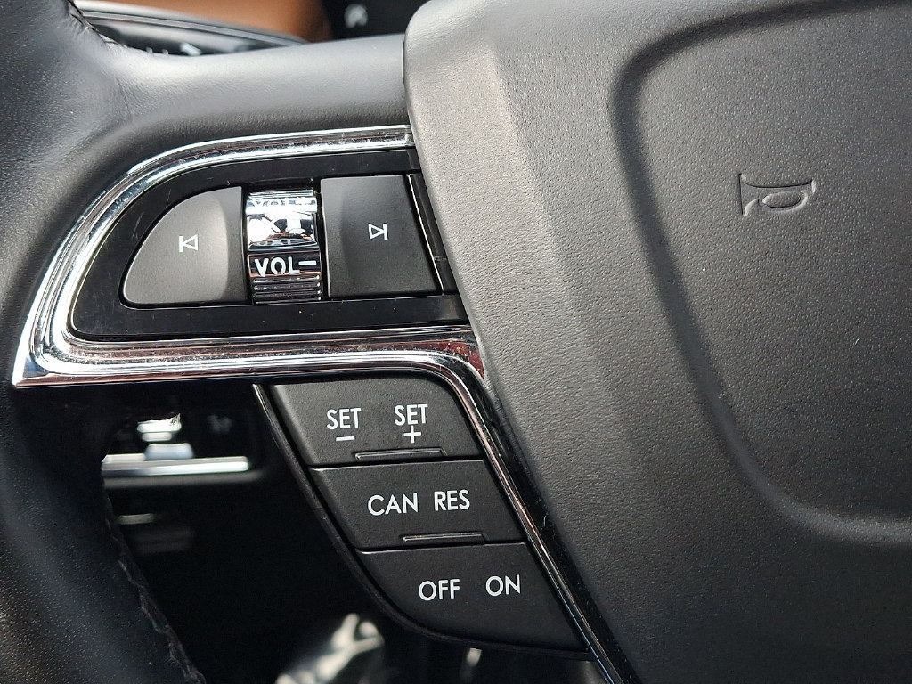 Certified 2022 Lincoln Nautilus Reserve AWD/4WD image 22