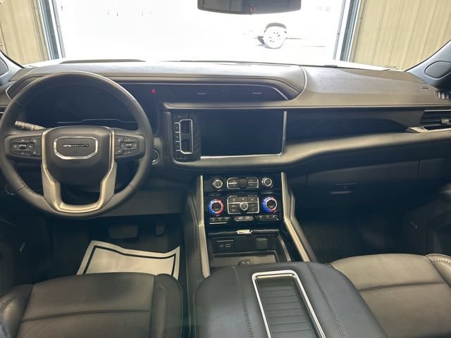 Used 2024 GMC Yukon Denali AWD/4WD image 35
