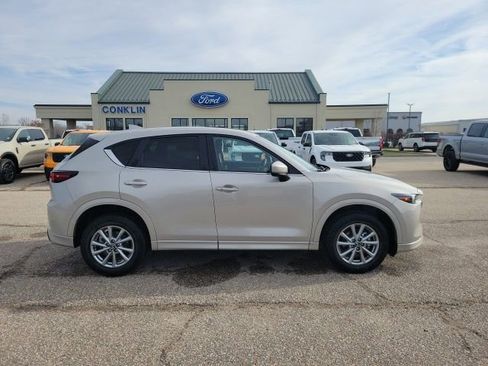Used 2025 MAZDA CX-5 AWD 2.5 S w/ Preferred Package image 21
