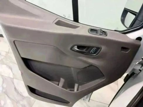 Used 2024 Ford Transit 350 XLT image 12