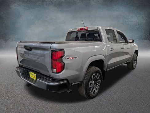 Used 2023 Chevrolet Colorado LT w/ LT Convenience Package III AWD/4WD image 4
