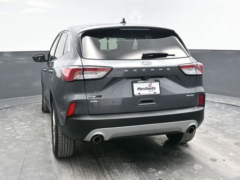 Used 2022 Ford Escape SE image 5