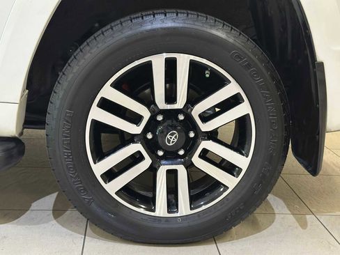 Used 2019 Toyota 4Runner Limited AWD/4WD image 8
