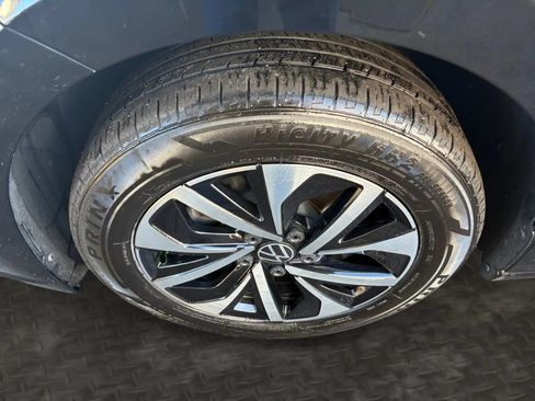 Used 2024 Volkswagen Jetta S FWD image 33