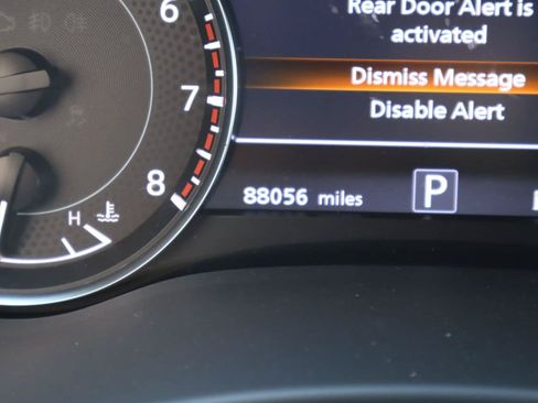 Used 2022 Nissan Armada SL w/ Midnight Edition Package RWD image 12