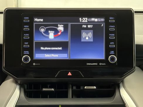 Used 2022 Toyota Venza LE AWD/4WD image 12