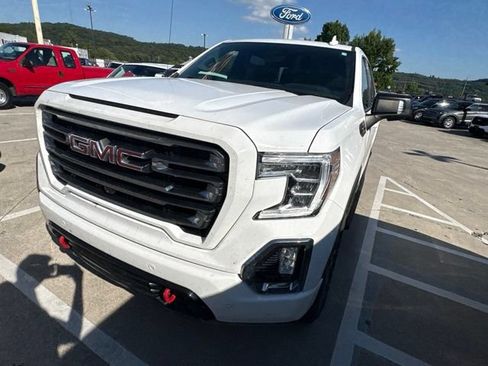 Used 2021 GMC Sierra 1500 AT4 w/ AT4 Premium Package AWD/4WD image 6