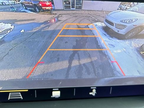 Used 2019 Chevrolet Silverado 1500 LTZ image 16