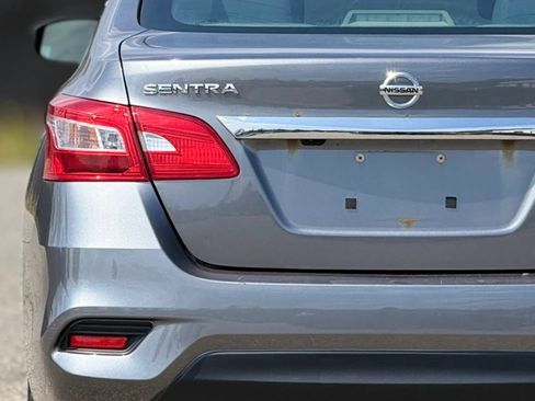 Used 2019 Nissan Sentra SV FWD image 13