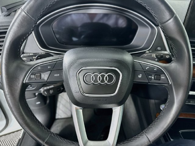 Used 2023 Audi Q5 2.0T Premium Plus w/ Premium Plus Package AWD/4WD image 21