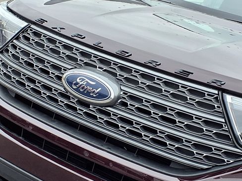 Used 2023 Ford Explorer XLT w/ Equipment Group 202A image 34